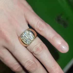 Lia Sophia ladies ring